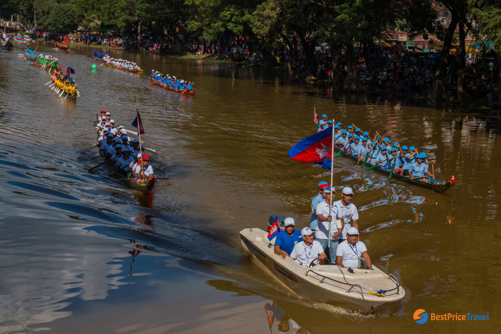 Cambodia boat racing