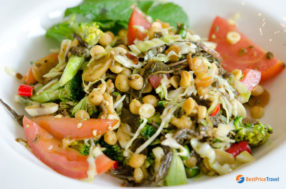 Burmese Tea Leaf Salad - Lephet - must-try dish in Myanmar