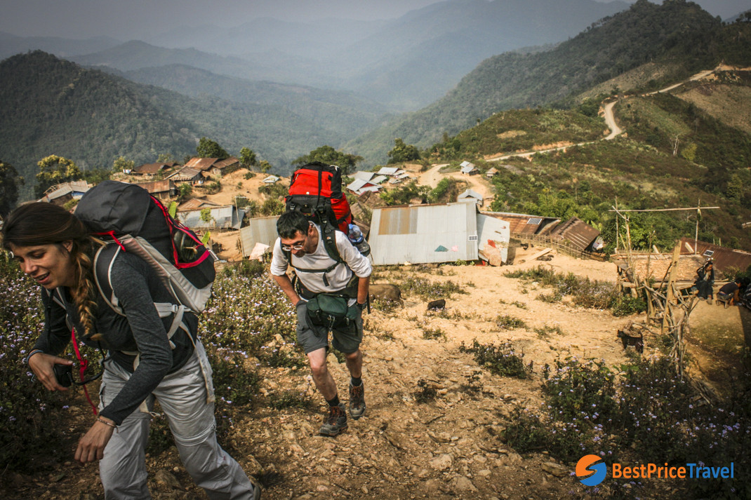 Trekking through Phongsali