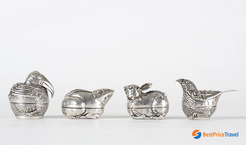 Cambodia Silver Deer Betel Nut Box for lovely souvenir in cambodia