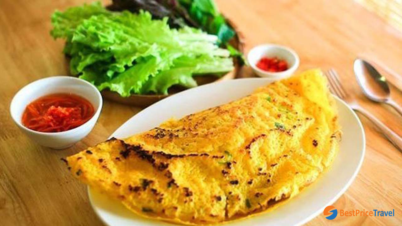 Banh xeo is a very special cuisine of Mekong Delta