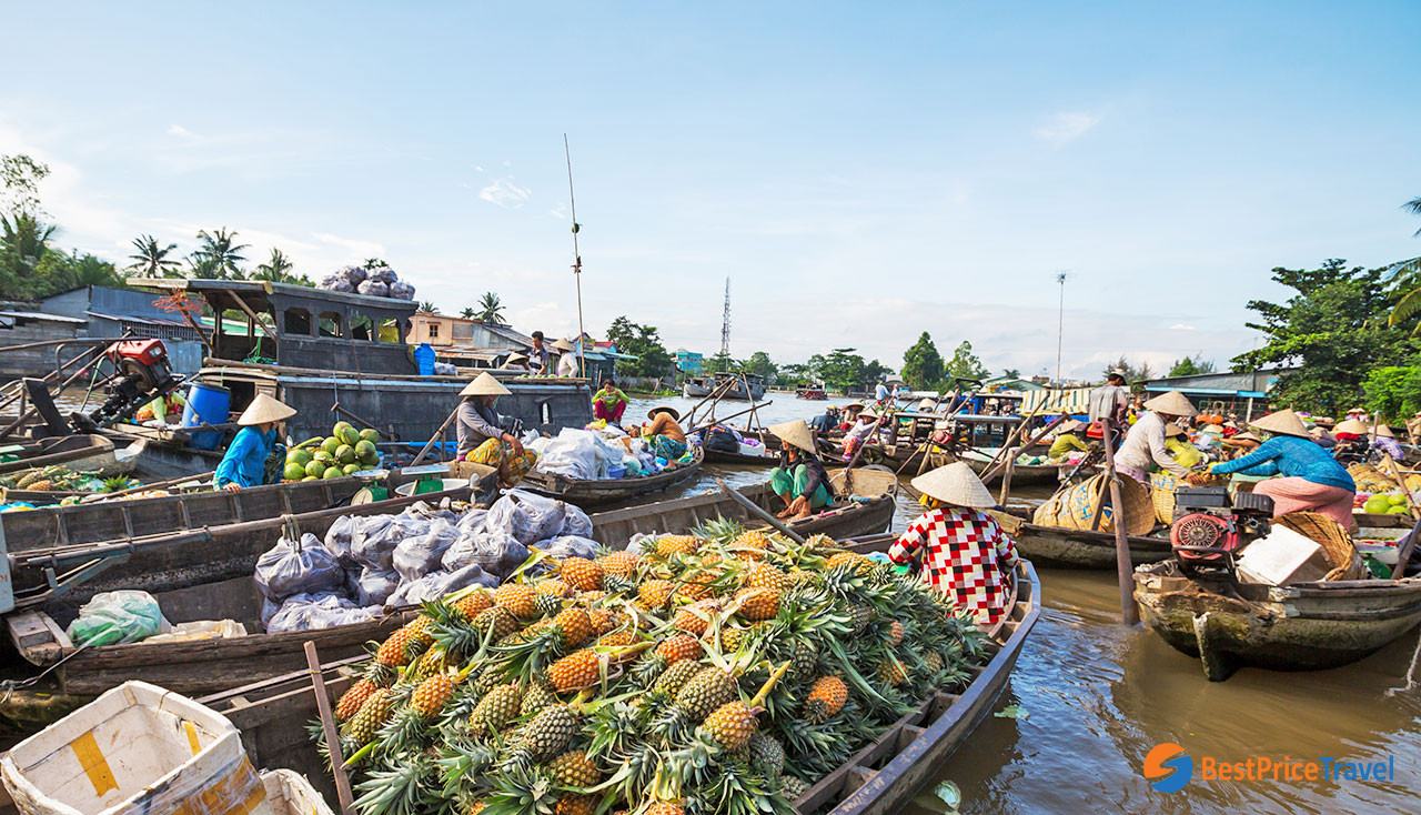 Cai Rang floating market