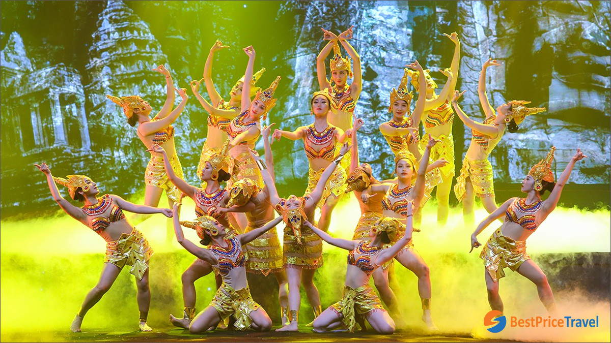 Carnaval Show in Carnaval Halong