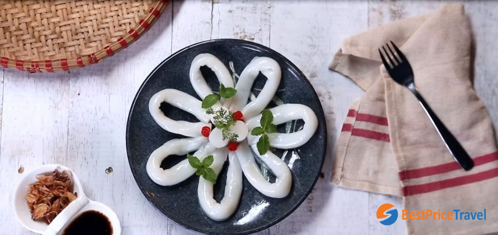 Street Foods in Halong Bay - Gat Gu