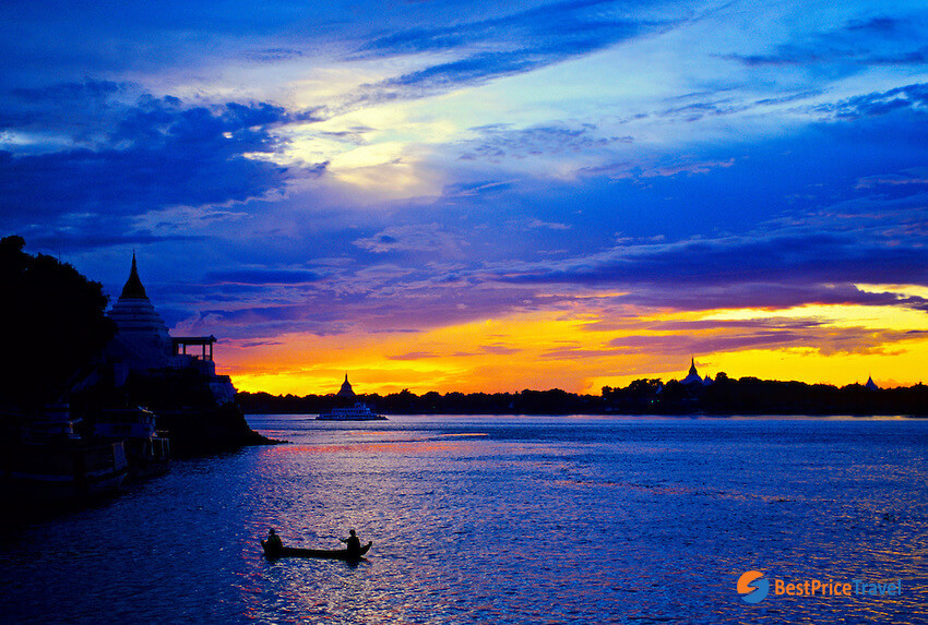 breathtaking sunset at Irrawaddy River