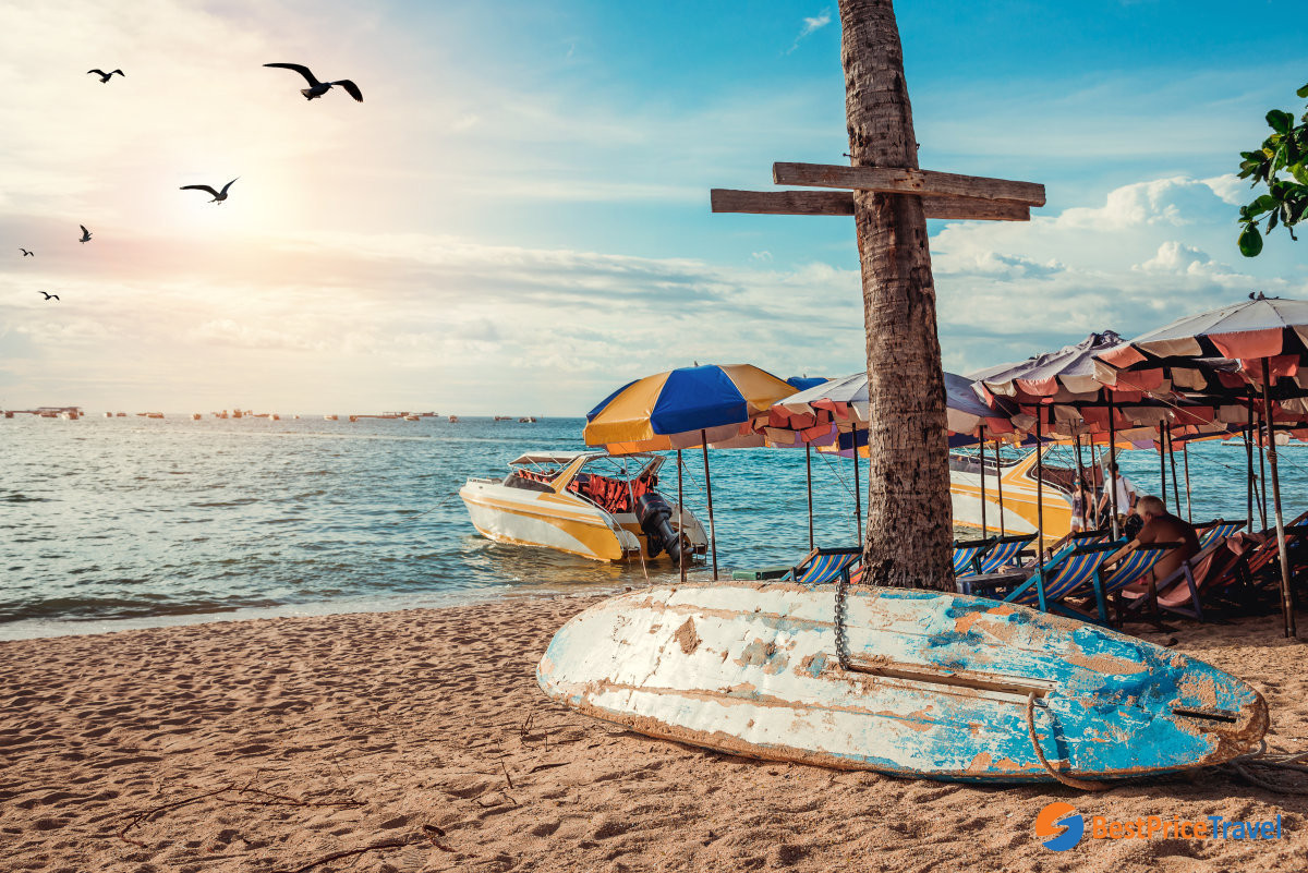 Refresh yourself on beaches after a day trip in Pattaya&nbsp;