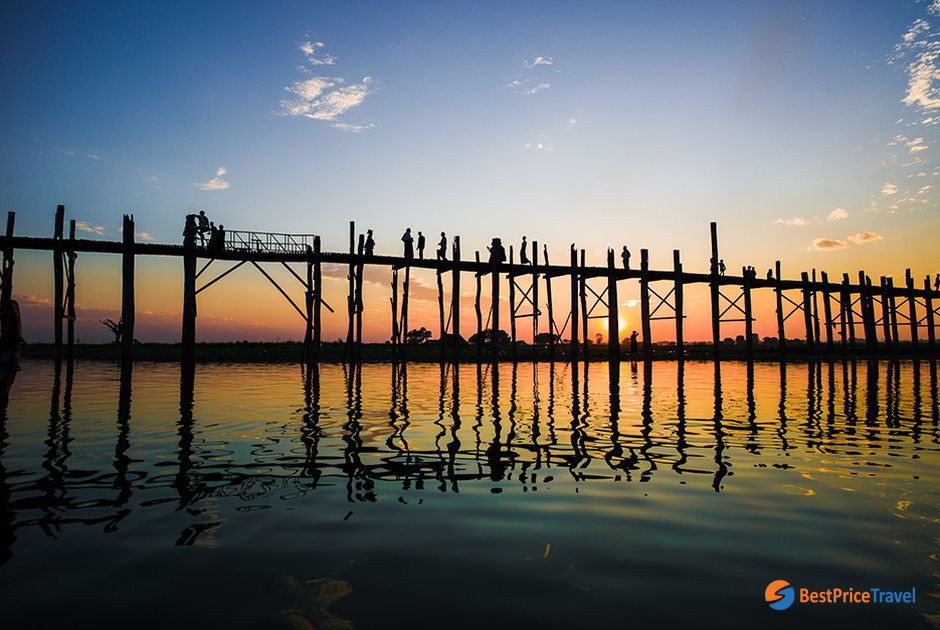 Beautiful sunset over U Bein Bridge
