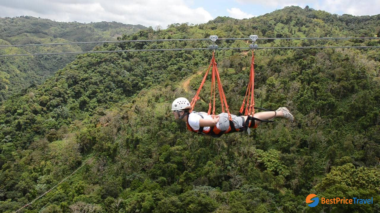 10 Best thing to do in Thailand - Zipline in Chiang Mai