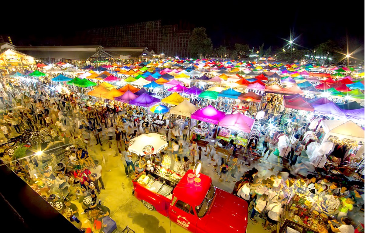 Night Bazaar - Best of 10 Places to Visit in Chiang Mai