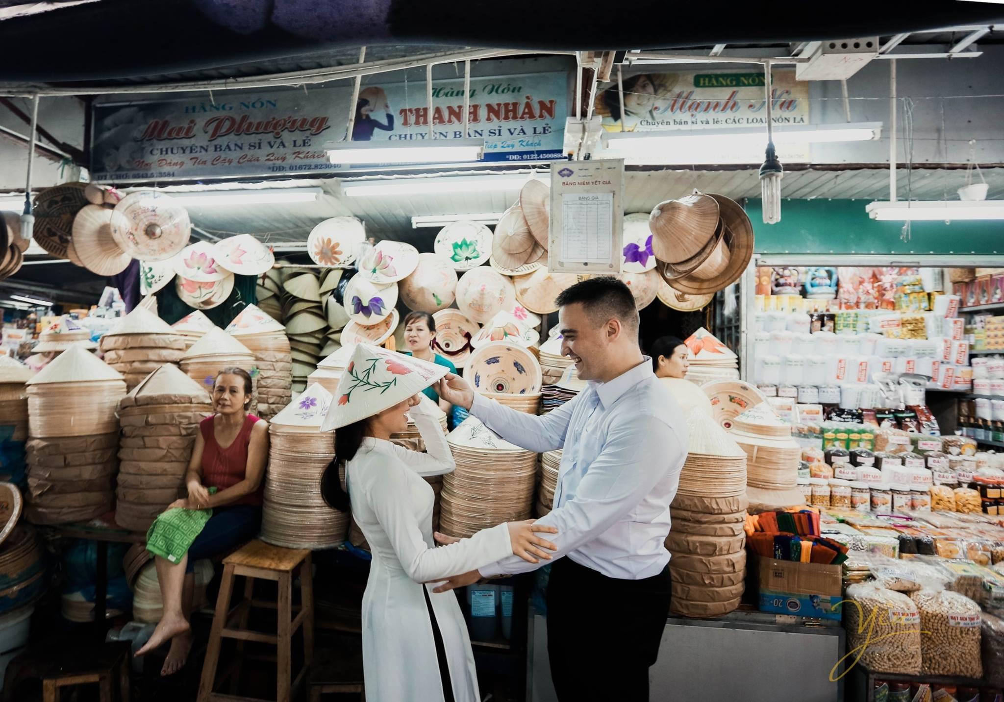 Dong Ba market - top 10 famous markets for shopping in Vietnam