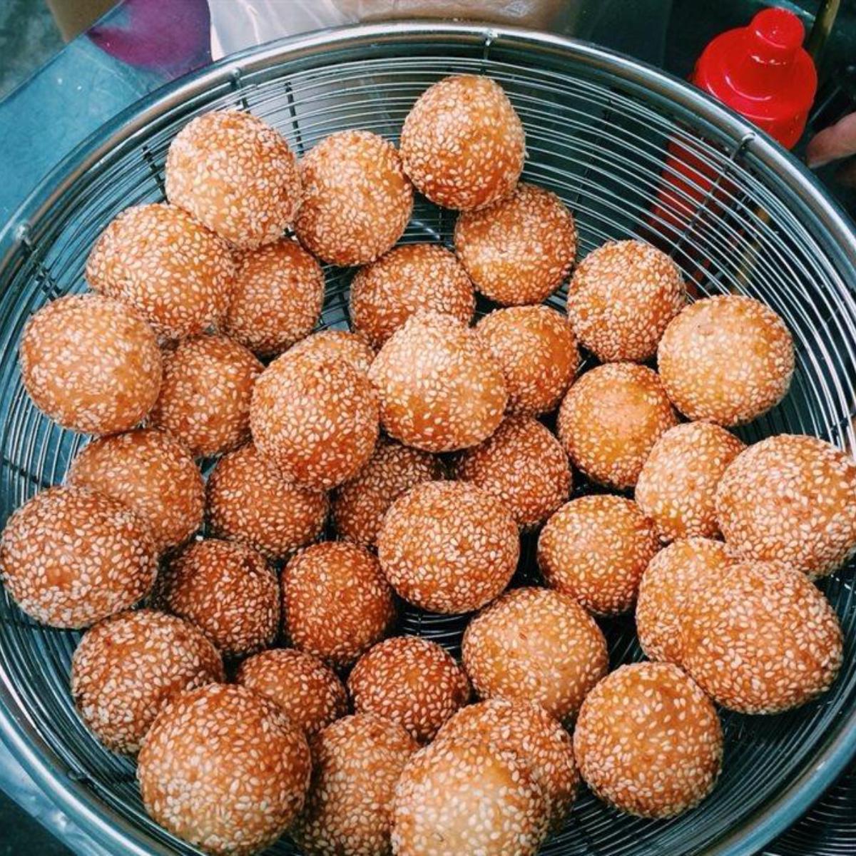 Banh Ran in Vietnam
