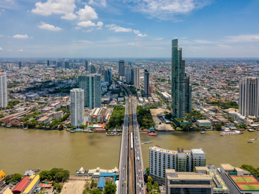 Get Around in Bangkok by BTS - MRT - BRT System