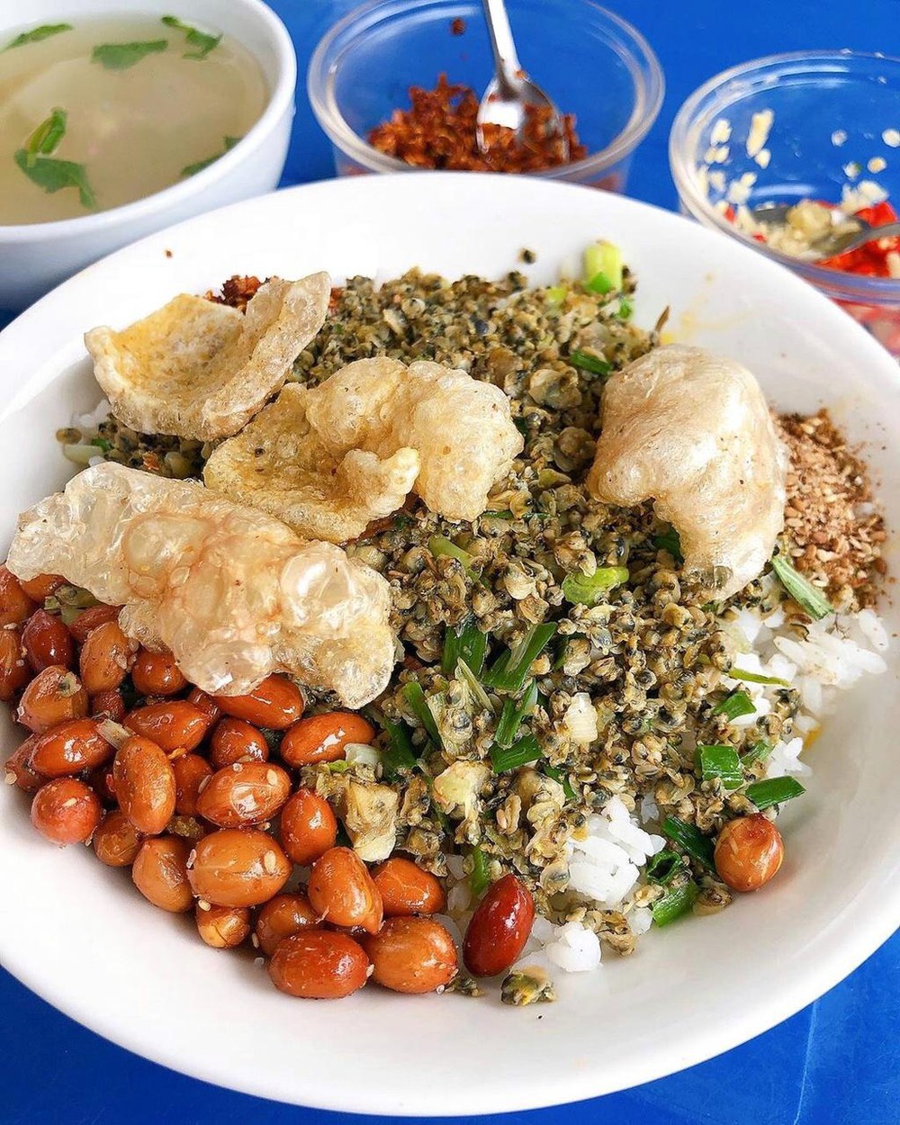 Best places to eat Com Hen 