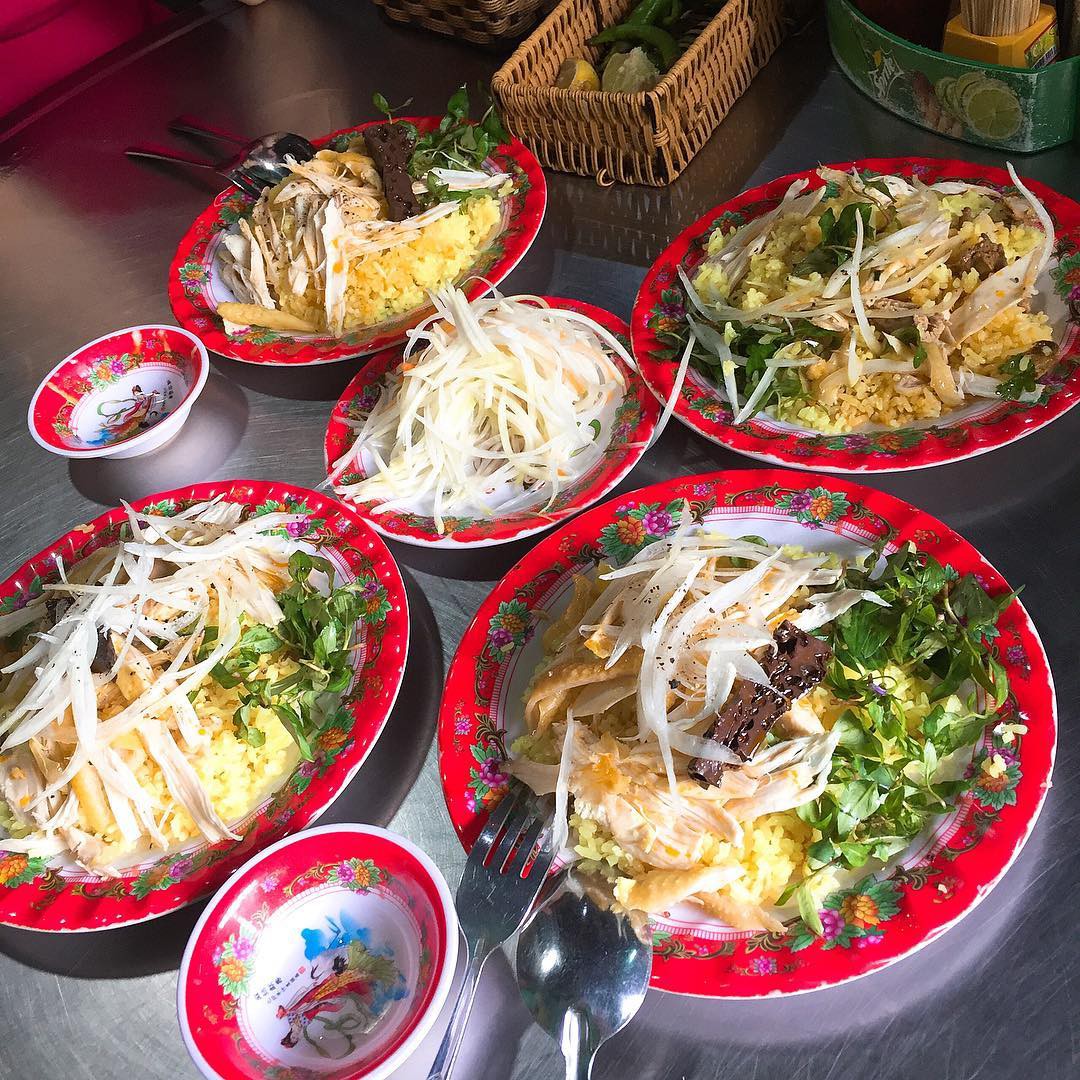 Com Ga Ba Huong 