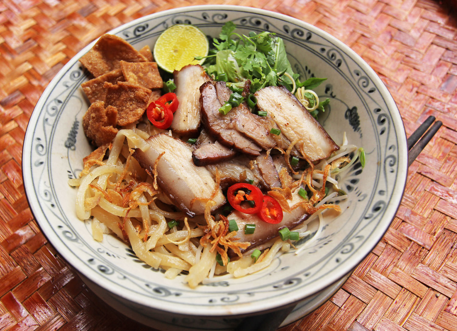 Ingredients of Cao Lau