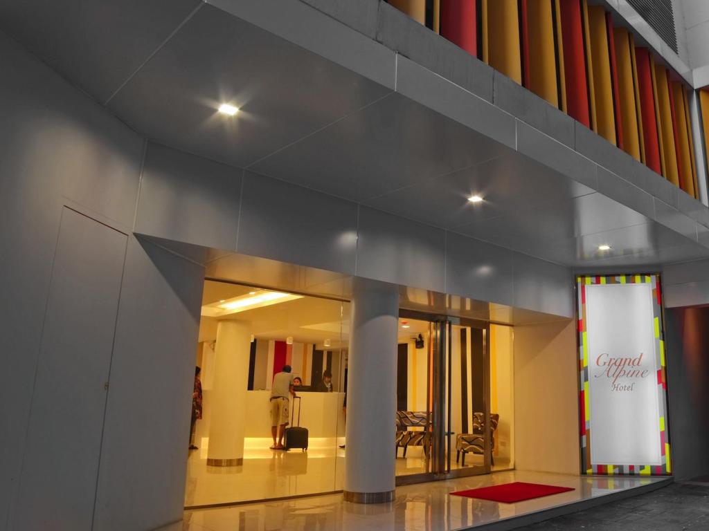 Suneta Hostel Khaosan - Top 10 best accommodation in Bangkok