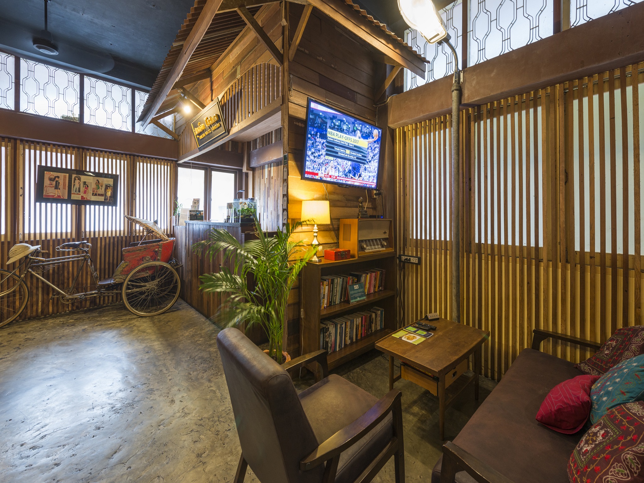 Suneta Hostel Khaosan - Top 10 best accommodation in Bangkok
