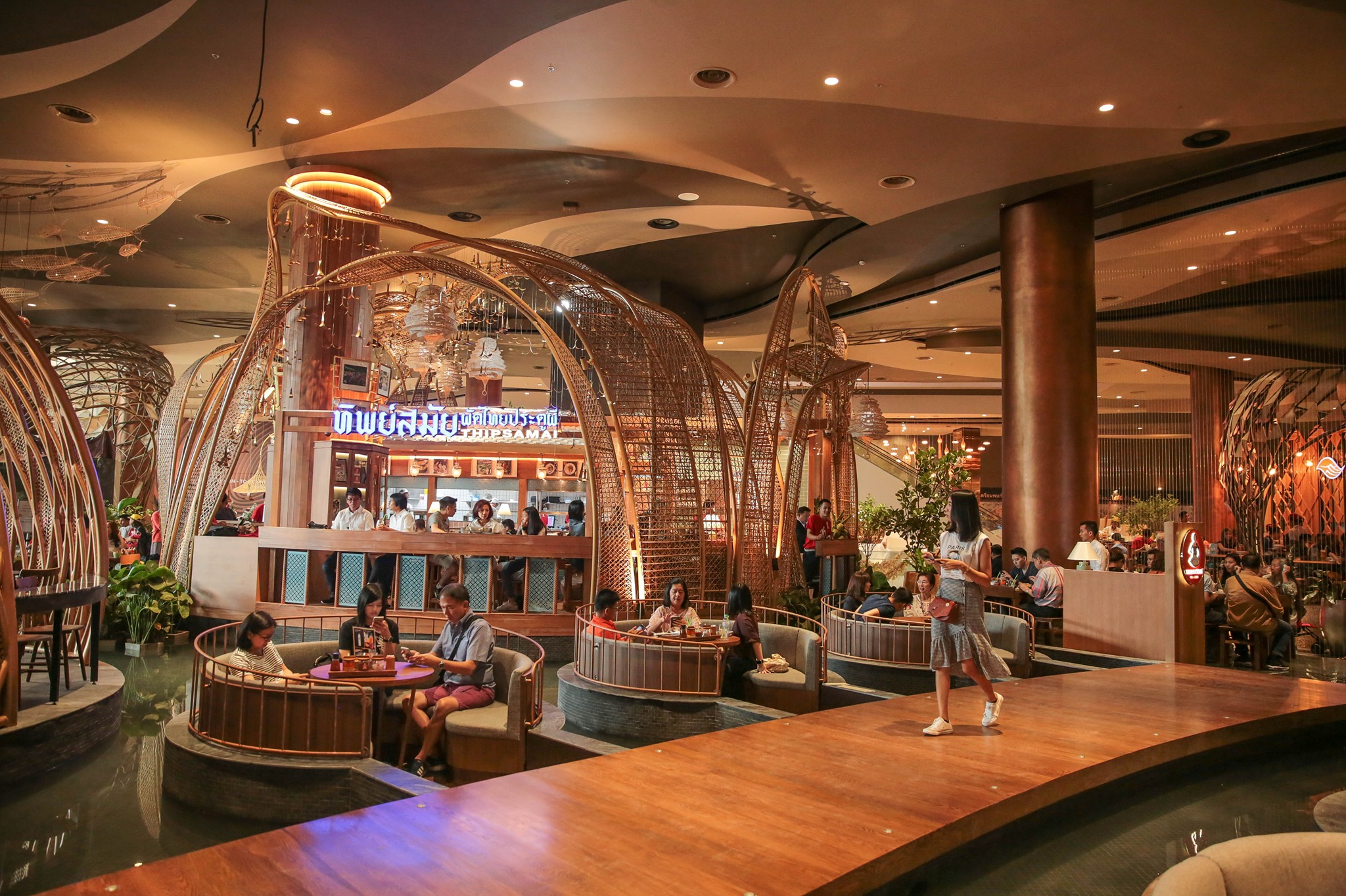 Thip Samai Restaurant - Top 5 best hotels in Chiang Mai