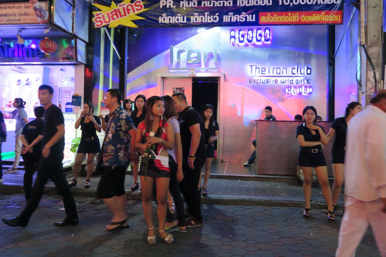 Iron Club Pattaya - Check out the top 5 bars in Pattaya