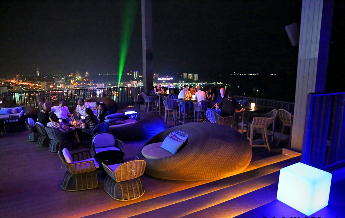 Horizon Bar - Check out the top 5 bars in Pattaya