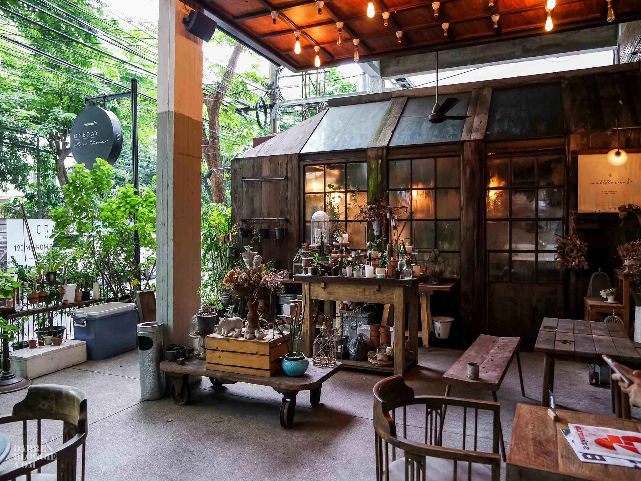 Casa Lapin - Top 10 Caf&eacute;s And Bistros In Bangkok