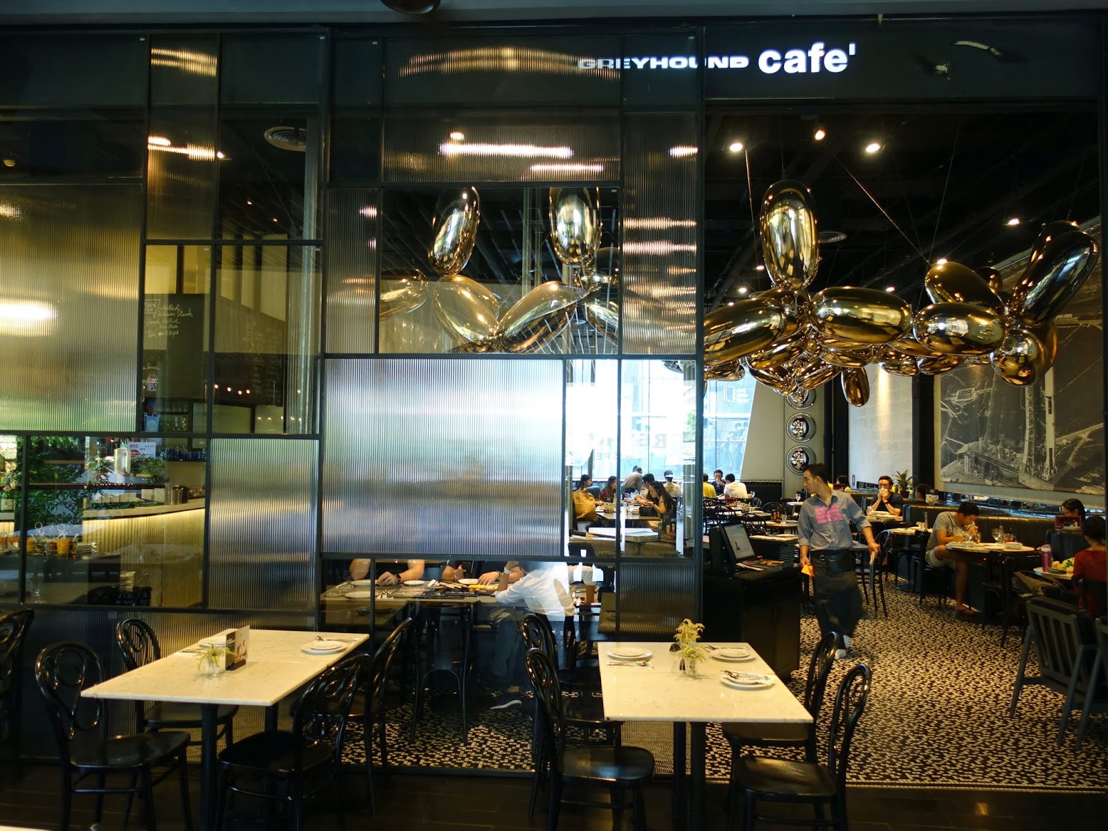Greyhound Caf&eacute; - Top 10 Caf&eacute;s And Bistros In Bangkok