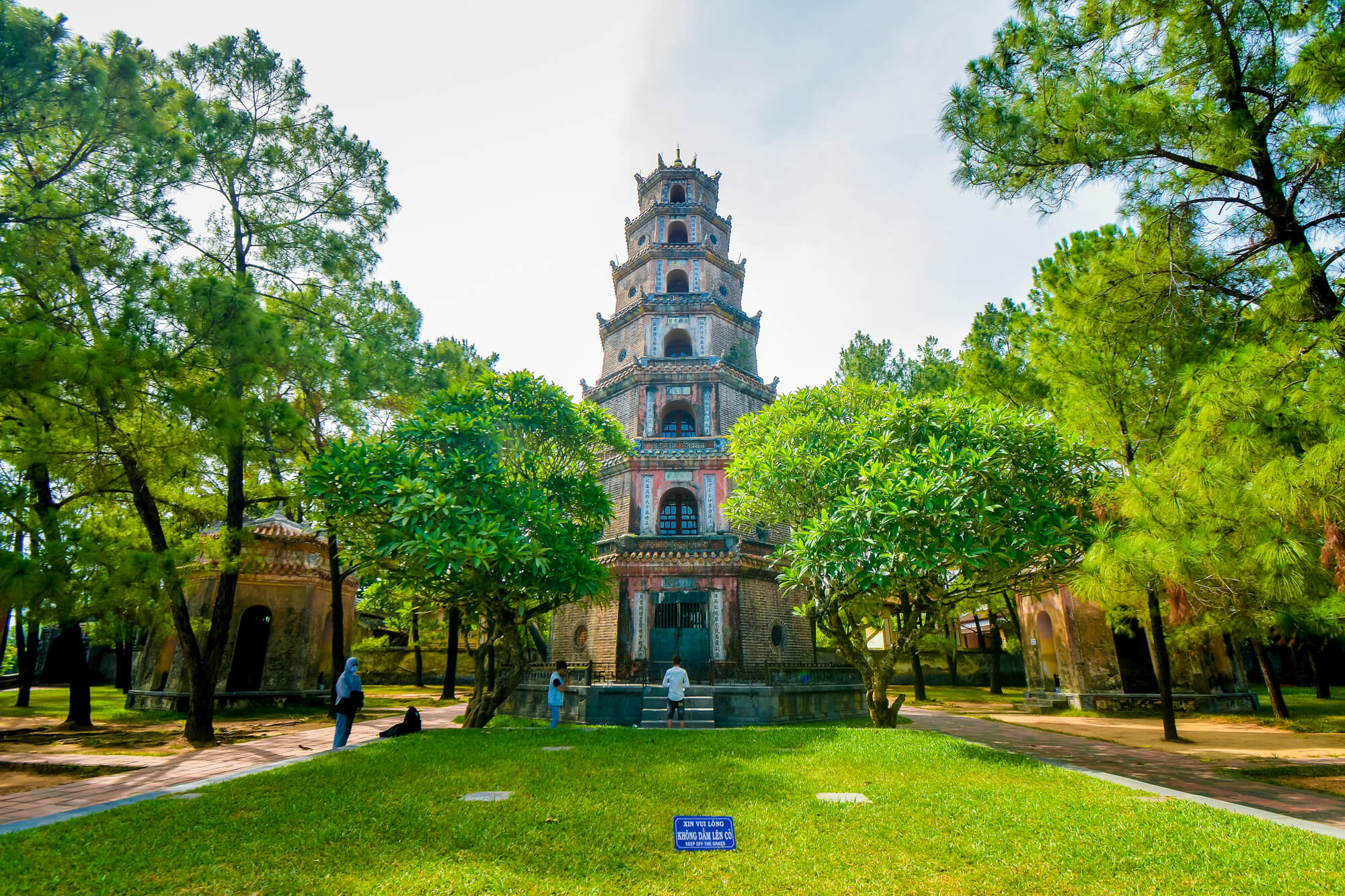 Nice weather in Thien Mu Pagoda Hue
