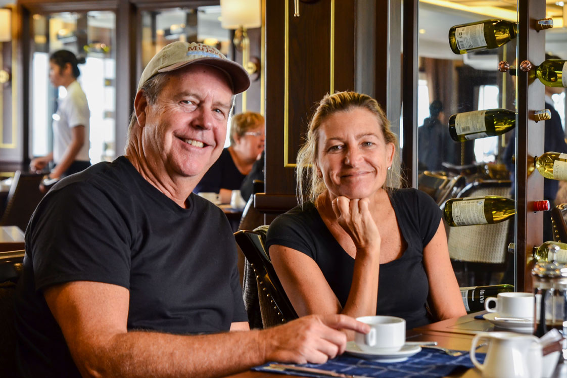 Happy customers on Halong Bay dining