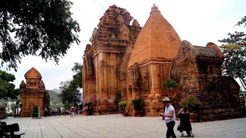 Po Nagar Cham Towers