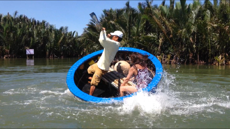 basket boat swing