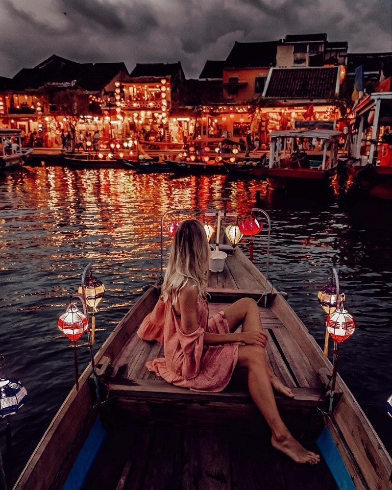 Hoian at night