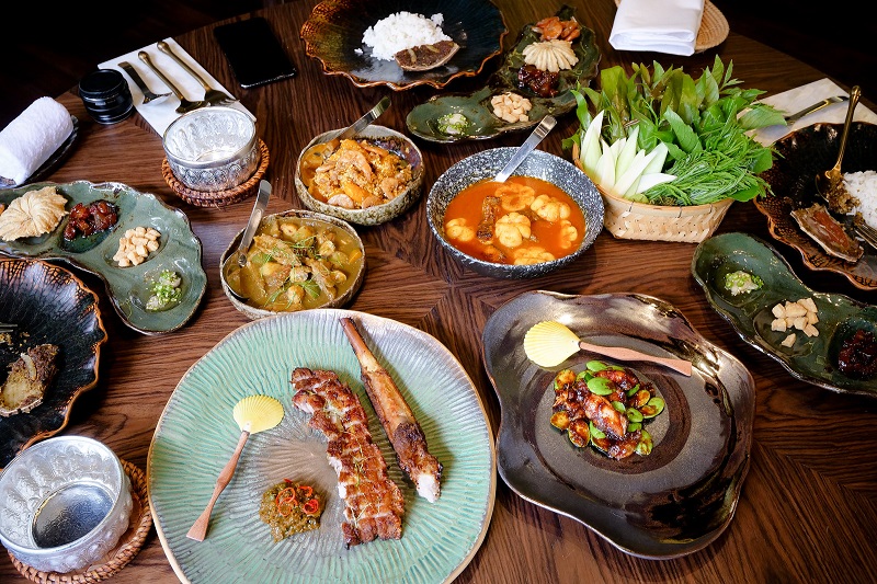 5 Best Thai Restaurants You Shouldn't Miss in Bangkok
