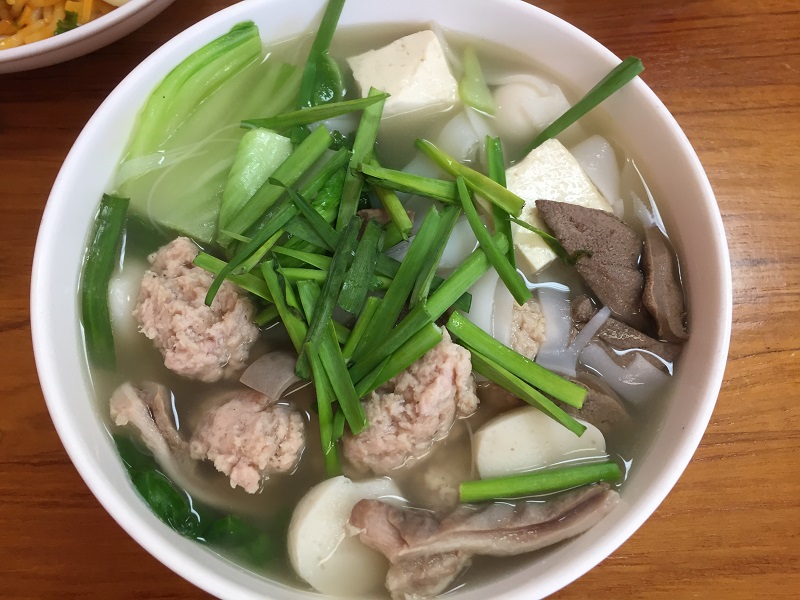 China Town Mandalay night market Kyay Oh