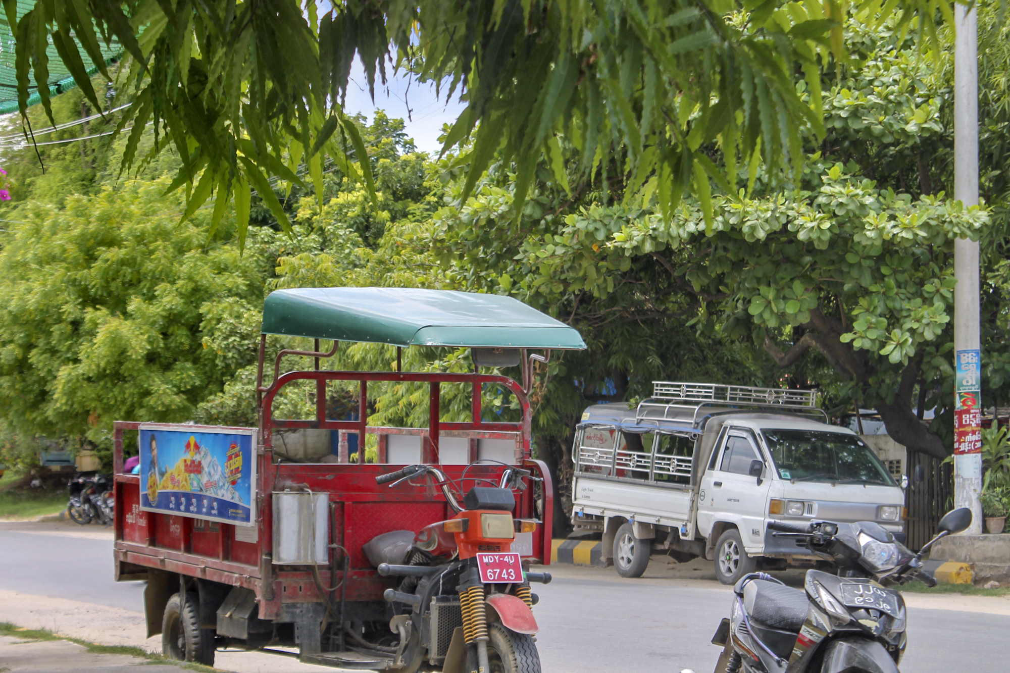 Best time to get cheap Mandalay trip is from May to Oct