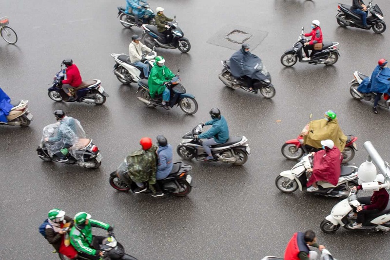 Riding scooter in Vietnam tips