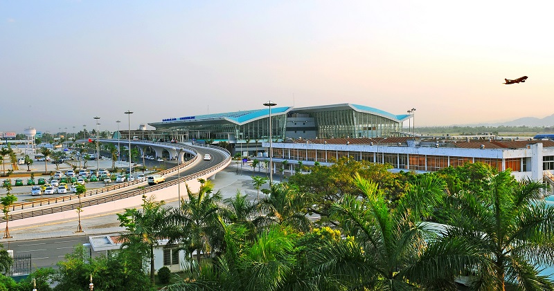 transfer from Ho Chi Minh City to Da Nang airport 