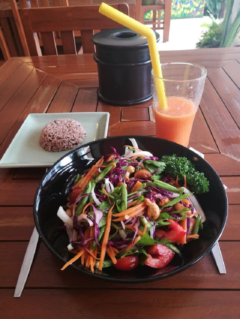 What are the top 5 best vegetarian restaurants in Chiang Mai, Thailand?