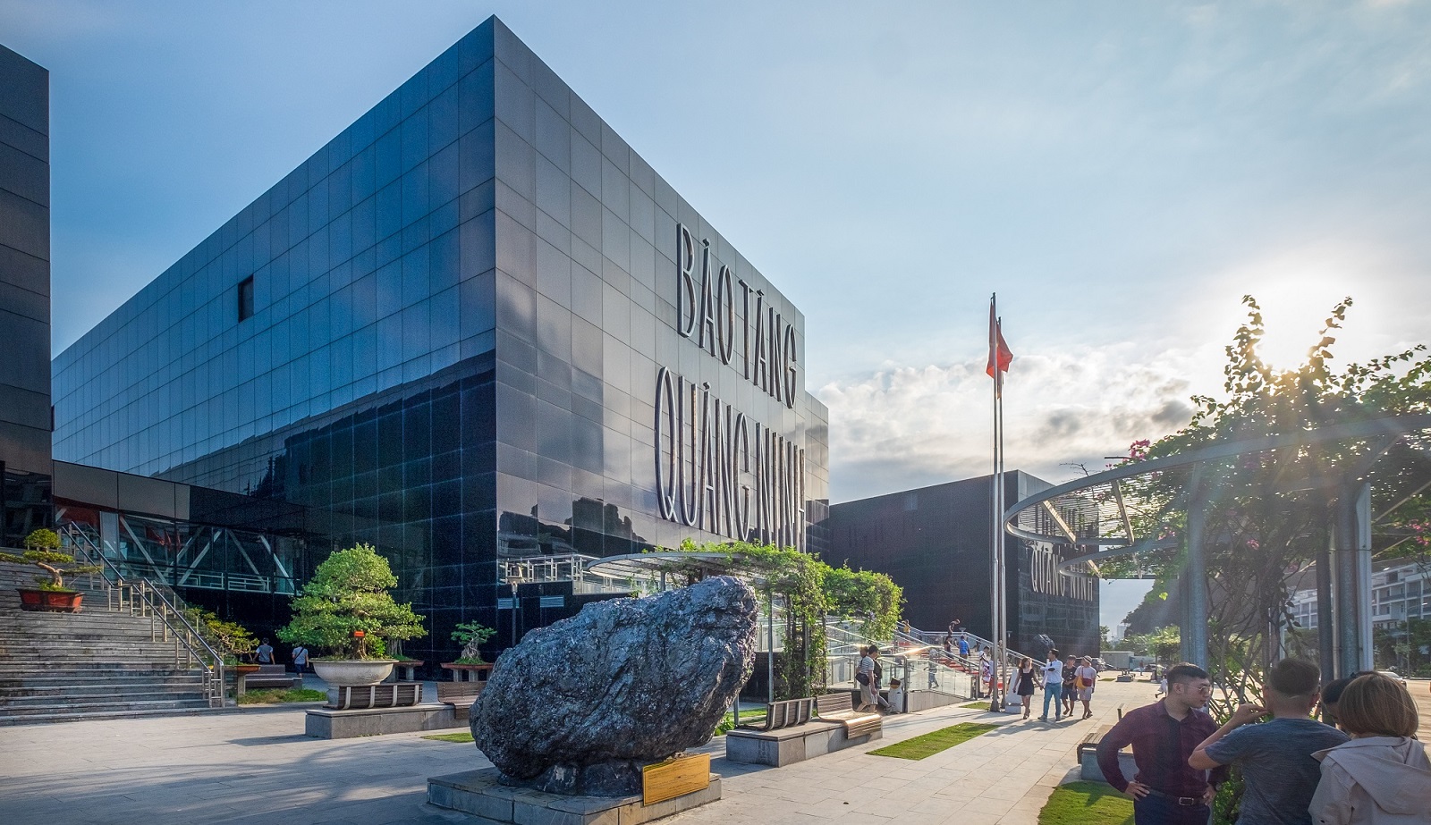 Quang Ninh Museum, Halong