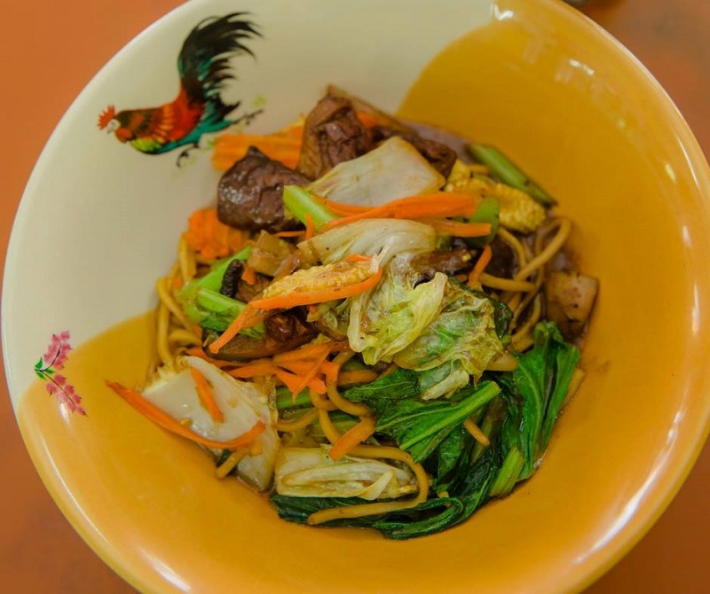 7 Most Amazing Breakfast and Brunch in Phuket Mee Hokkien