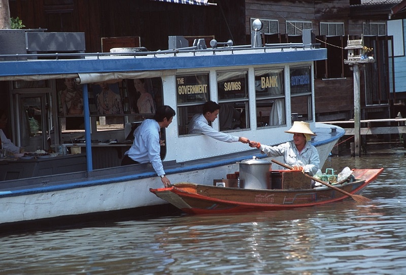 Thai boat noodles in Bangkok has something special and a dining address