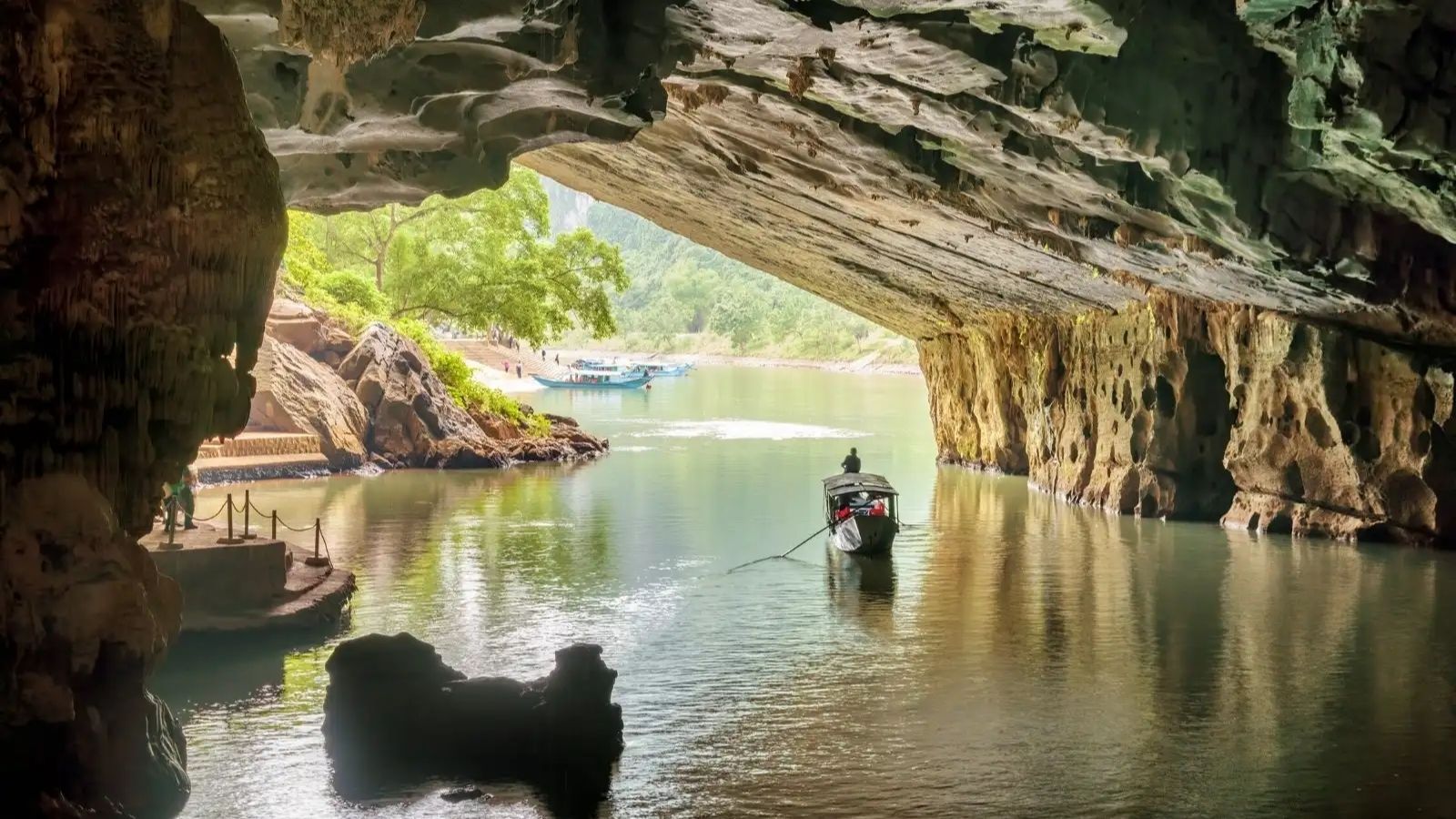 Explore Phong Nha Cave