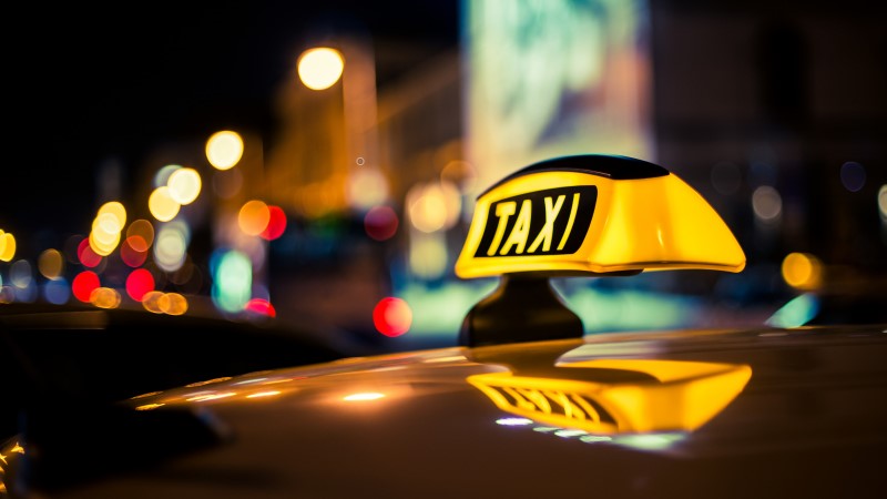 Hanoi to Halong Bay taxi