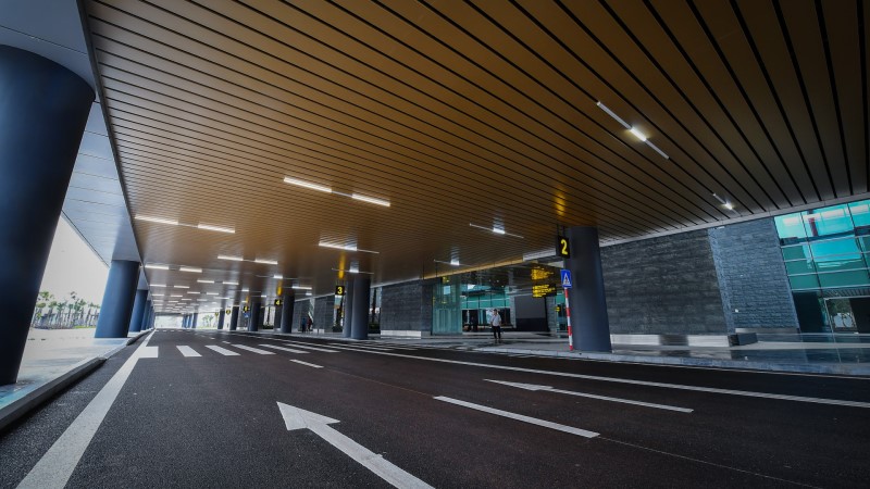 Transfer to Halong Bay from Van Don airport