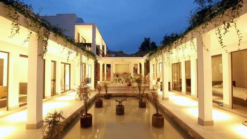 Halong Bay stay on island at Coto Eco Lodge