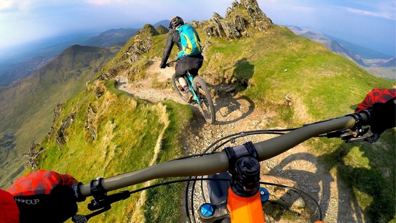 Vietnam moutain biking