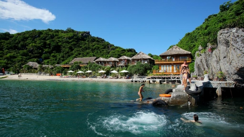 Staying in Monkey Island Halong