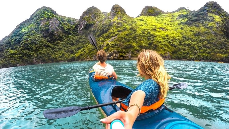 Hottest month in Cat Ba - Best for kayaking activities