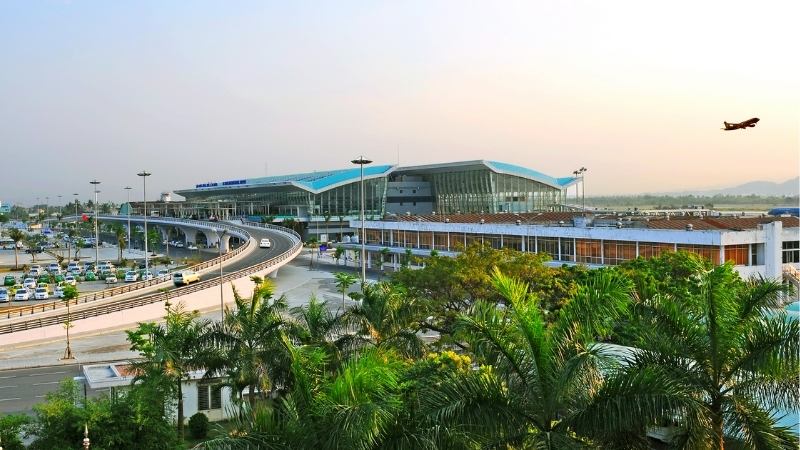 Da Nang Airport transfer vietnam