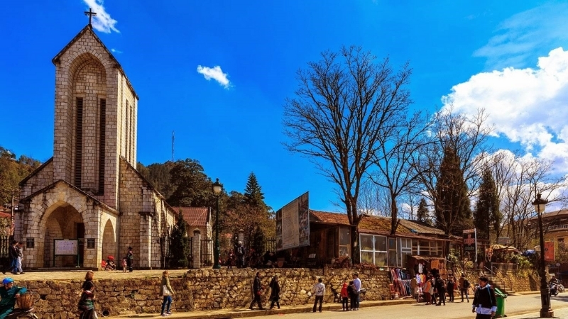 Check in at Sapa church