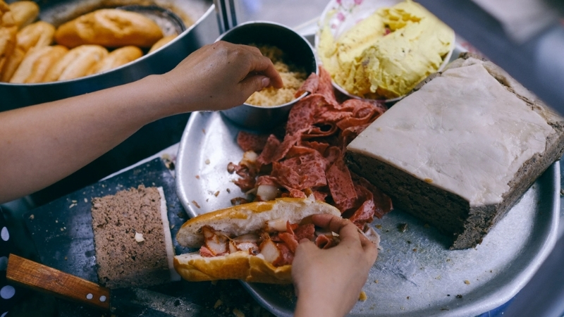 Banh Mi 6/28 Huong Vien Hanoi